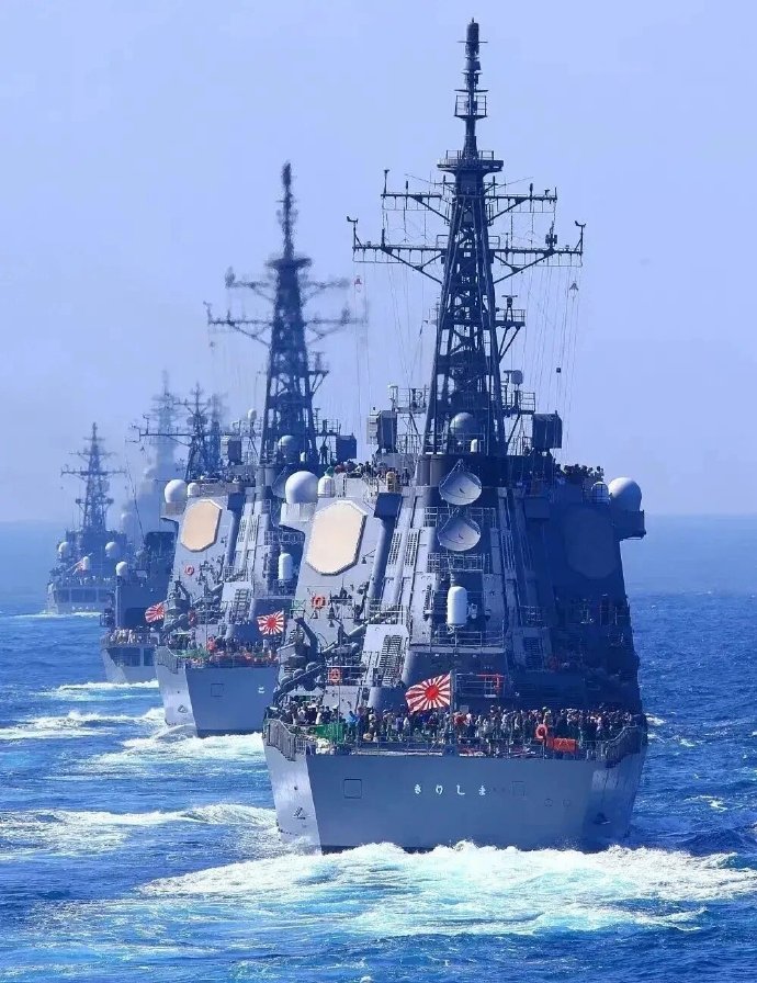 这么看日本海上自卫队的实力还是挺强的1 .jpg