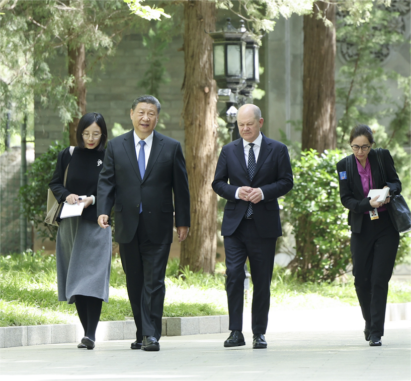 国家主席习近平在北京钓鱼台国宾馆会见德国总理朔尔茨1.png